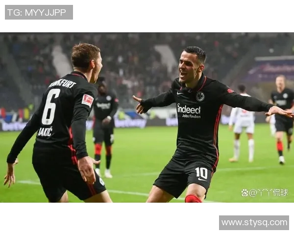 法兰克福主场失利,德甲赛季不利开局 法兰克福主场失利,德甲赛季不利开局