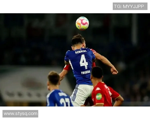 沙尔克04客场遭遇惨败,莱比锡RB全身而退! 沙尔克04客场遭遇惨败,莱比锡RB全身而退!